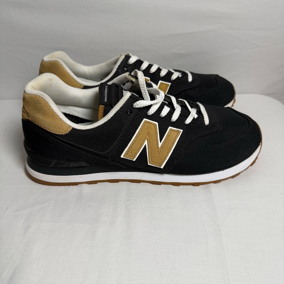New Balance Other - New Balance 574 V2 Black/Tan Workwear Mens Size 12  Sneakers ML574BK2 EUC